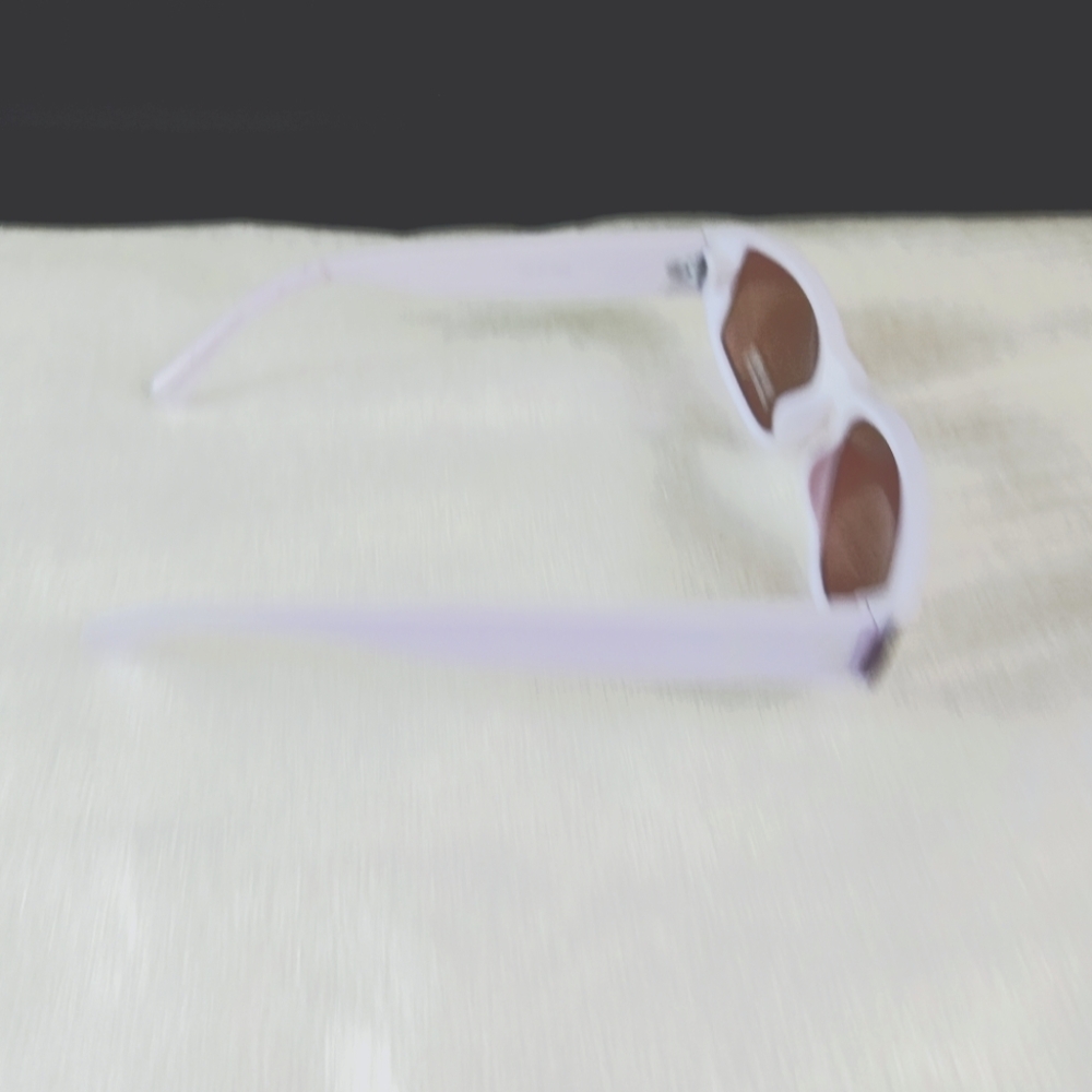 Women's sunglasses